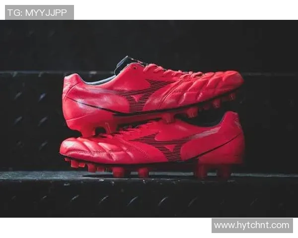 红色球星足球鞋测评：全面解析性能与舒适度，助力突破极限表现