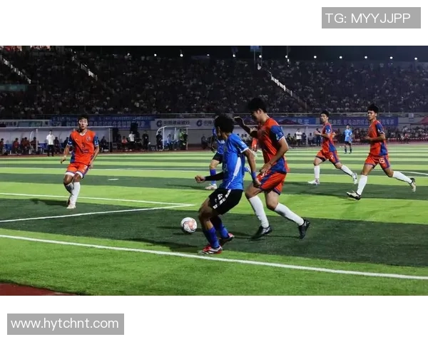 舞动绿茵场:探索跳舞与足球结合的球星风采与魅力 舞动绿茵场:探索跳舞与足球结合的球星风采与魅力