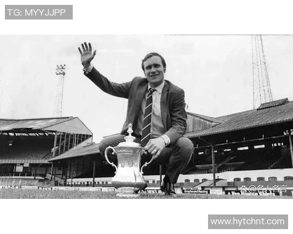 足球界的传奇象征：那些终老一队的球星与他们的忠诚故事